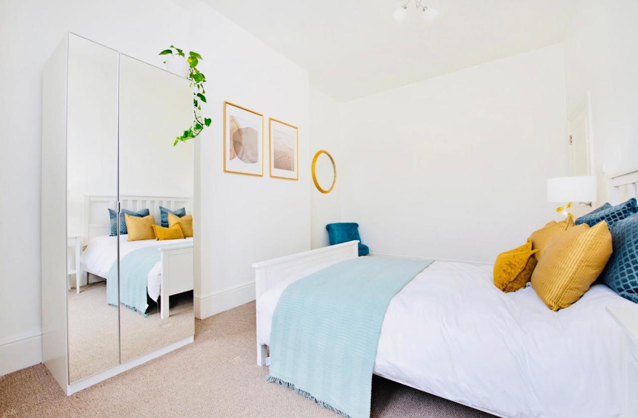 Spacious & Charming Garden Flat -Zone 2- Great For Central London Access Ngoại thất bức ảnh